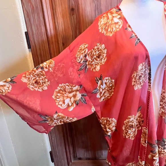 NWT PEACHY PINK KIMONO - Picture 3 of 9